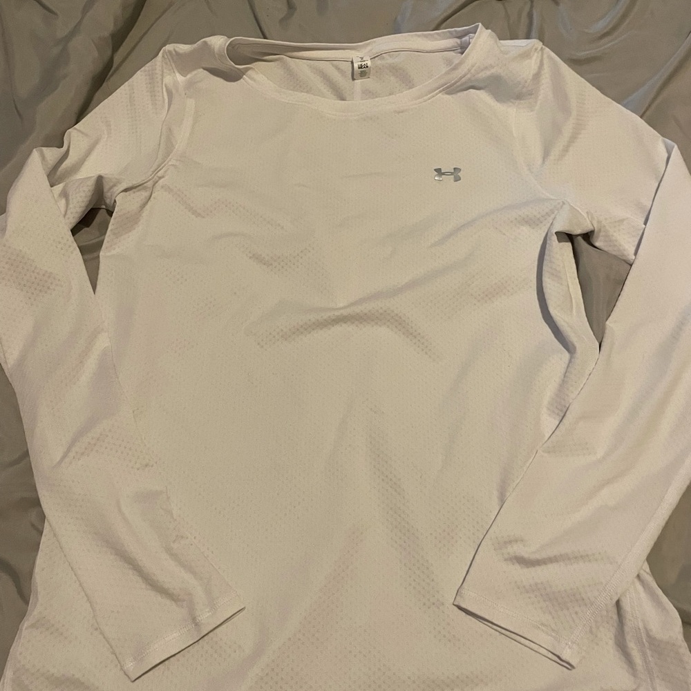 Long sleeve gym top by under armour